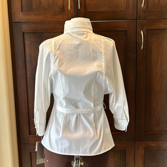 White Jones New York blouse - Picture 2 of 16